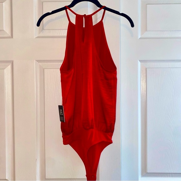 Express Scarlet Halter Bodysuit - Picture 2 of 6